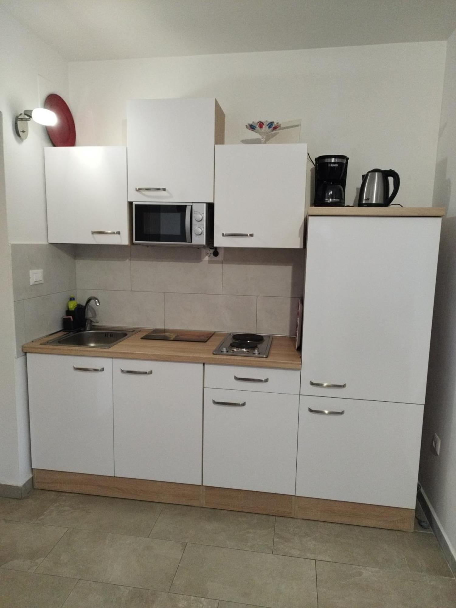 Apartmani Memic 100 M Do Plaze, Apartments Memic Only 100M From Beach Porec Exterior photo