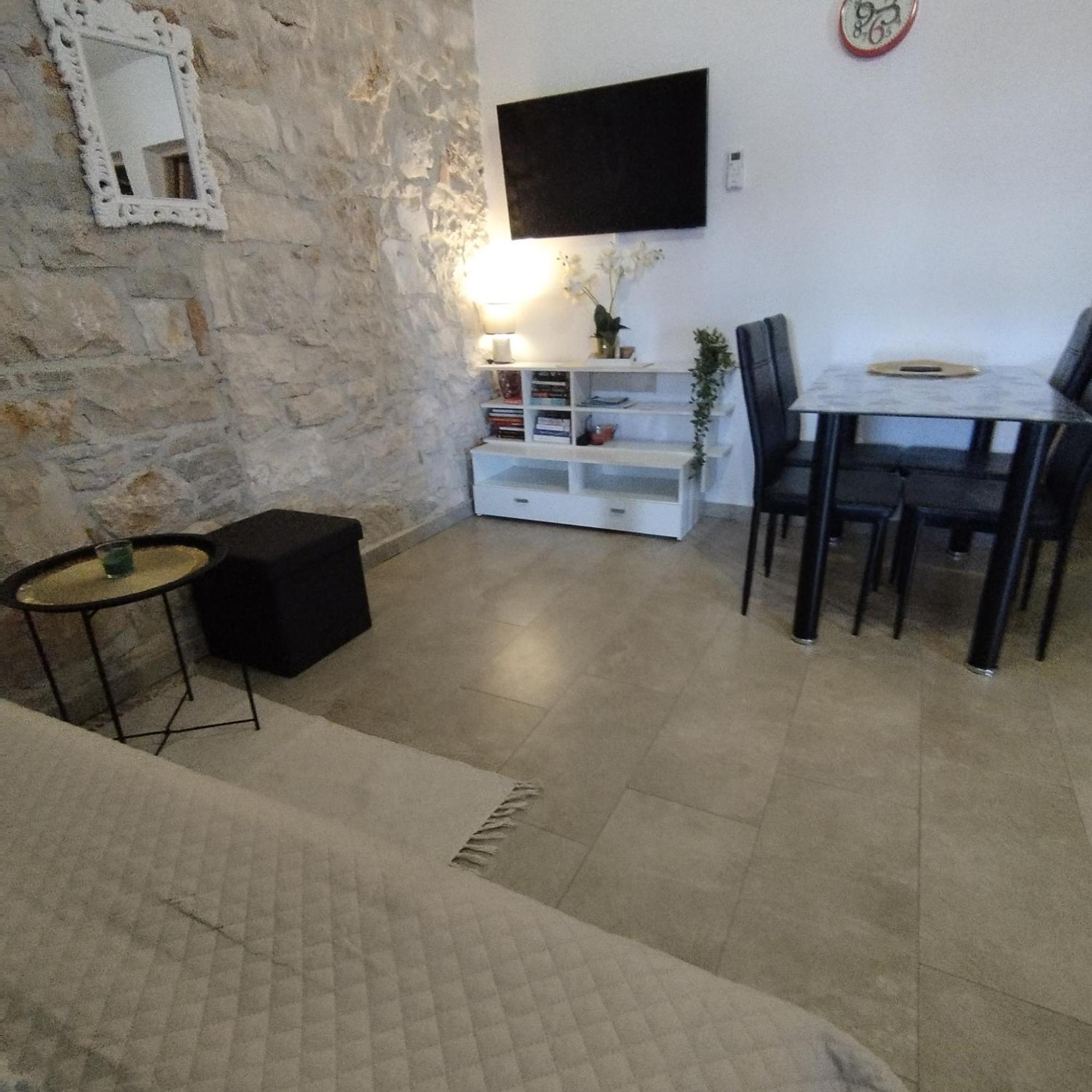 Apartmani Memic 100 M Do Plaze, Apartments Memic Only 100M From Beach Porec Exterior photo